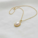 Switch Chic Vintage Pearl Necklace with Elegant Design 2 image