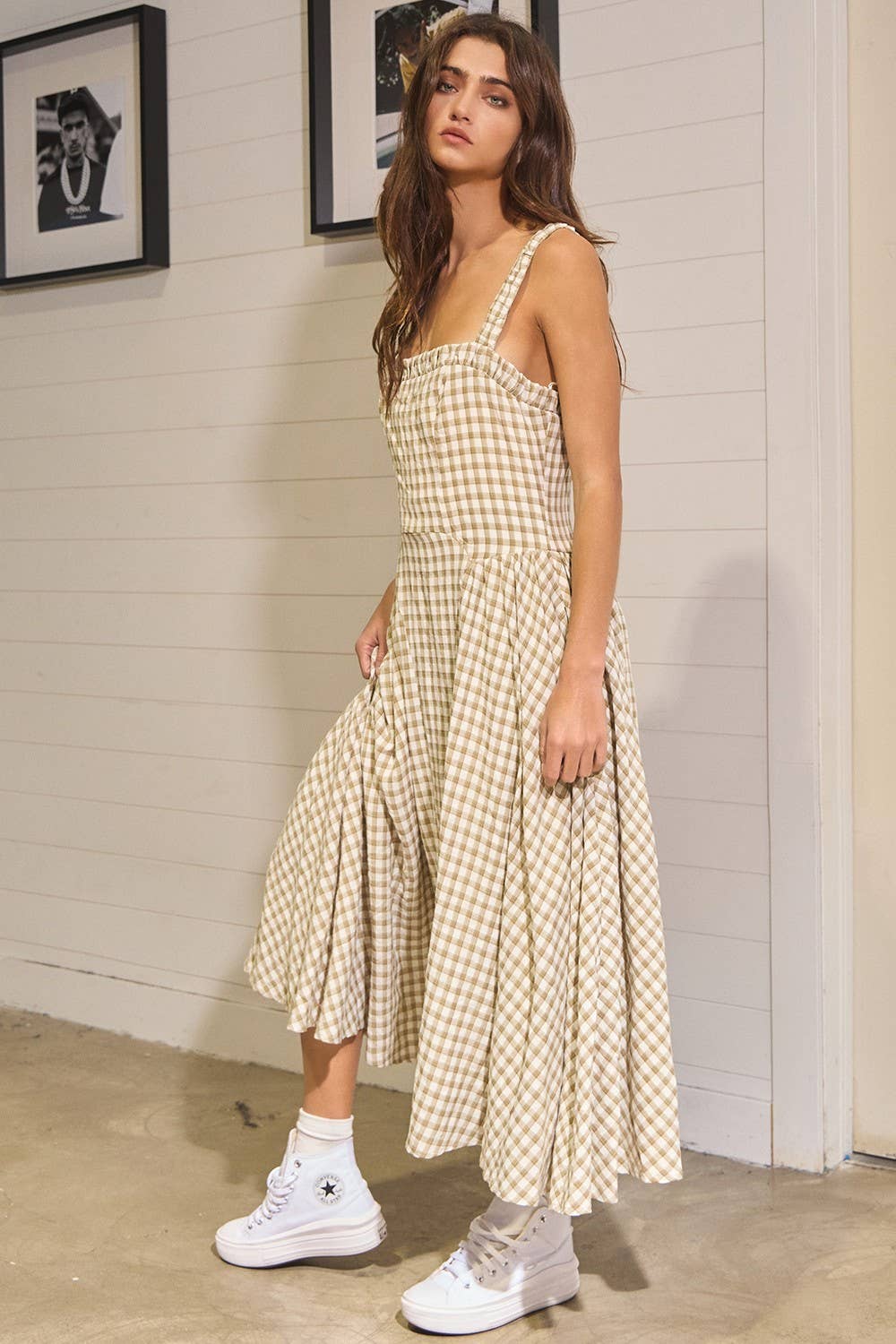 CONVERTIBLE SHOULDER STRAPS SMOCKED CHECK MIDI DRESS