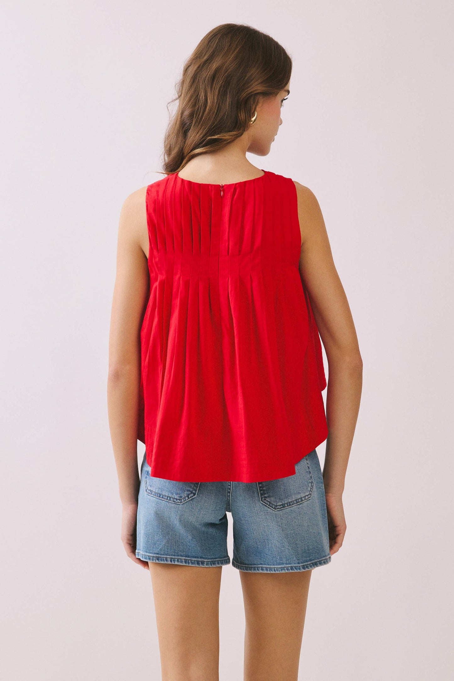 Pleated Detail High Low Sleeveless Top