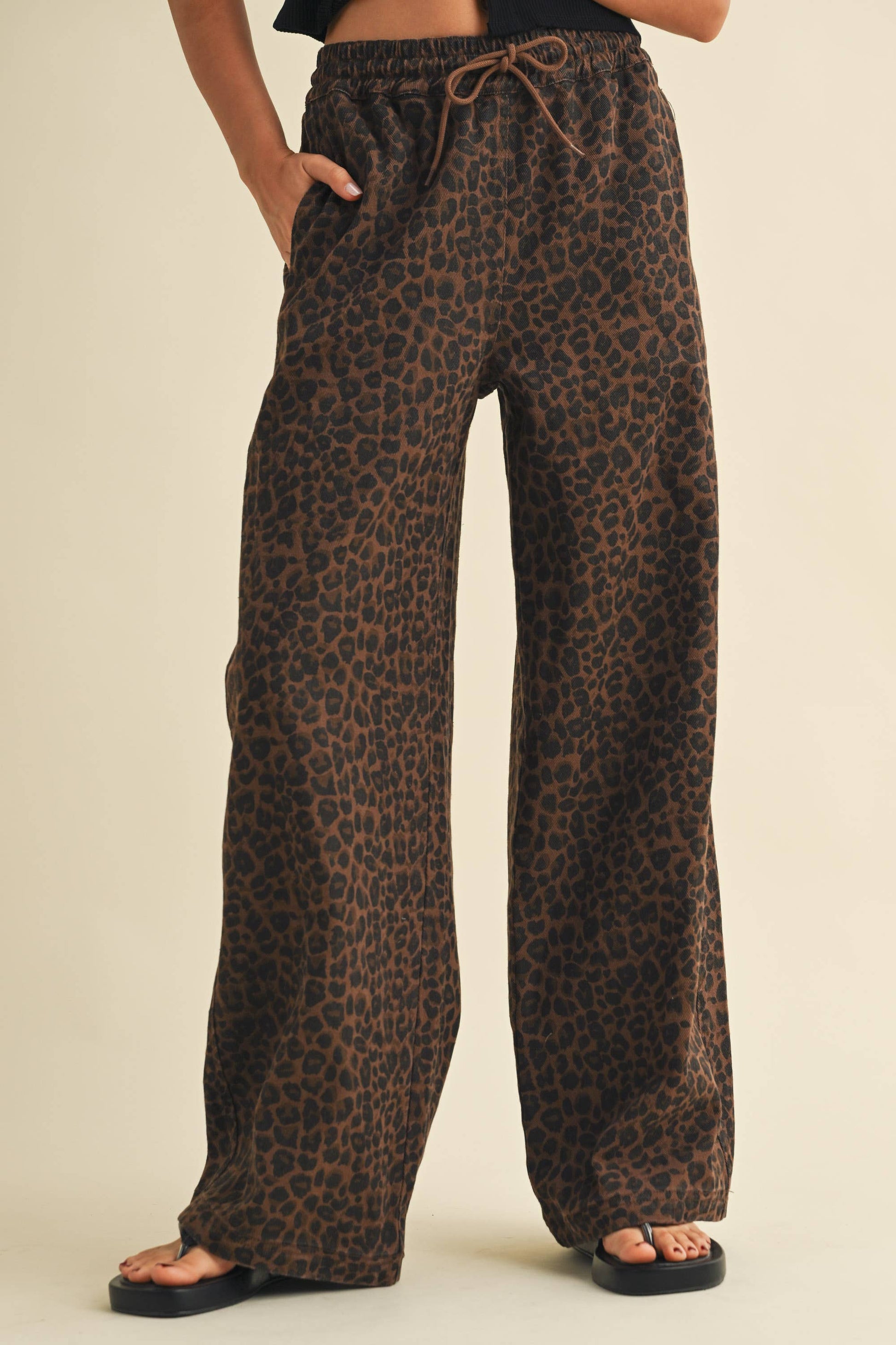 IP1397 LEOPARD PRINT WIDE DENIM TRACK PANTS