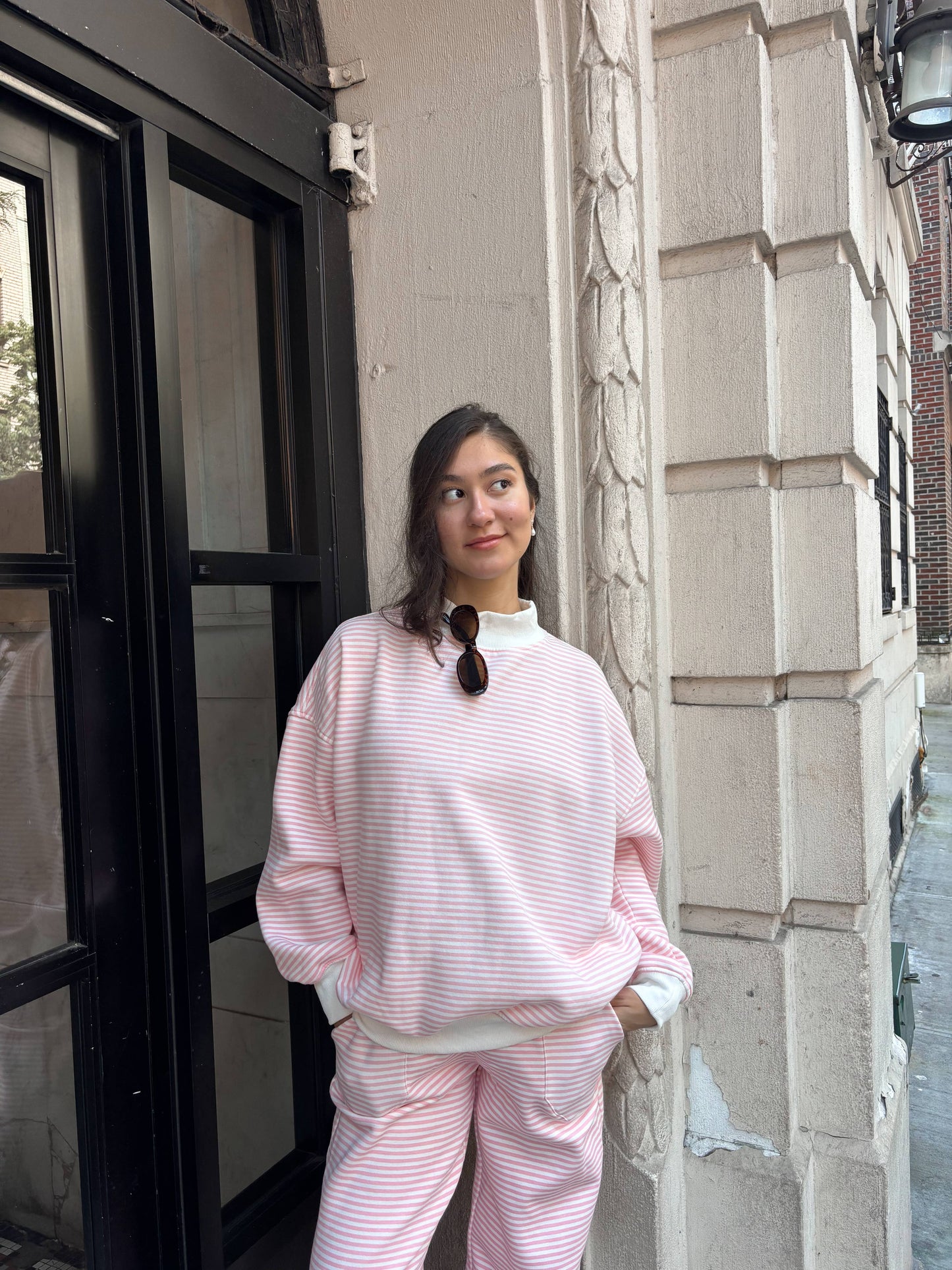 LIGHT PINK AND BIG STRIPED MOCKNECK SWEATSHIRT