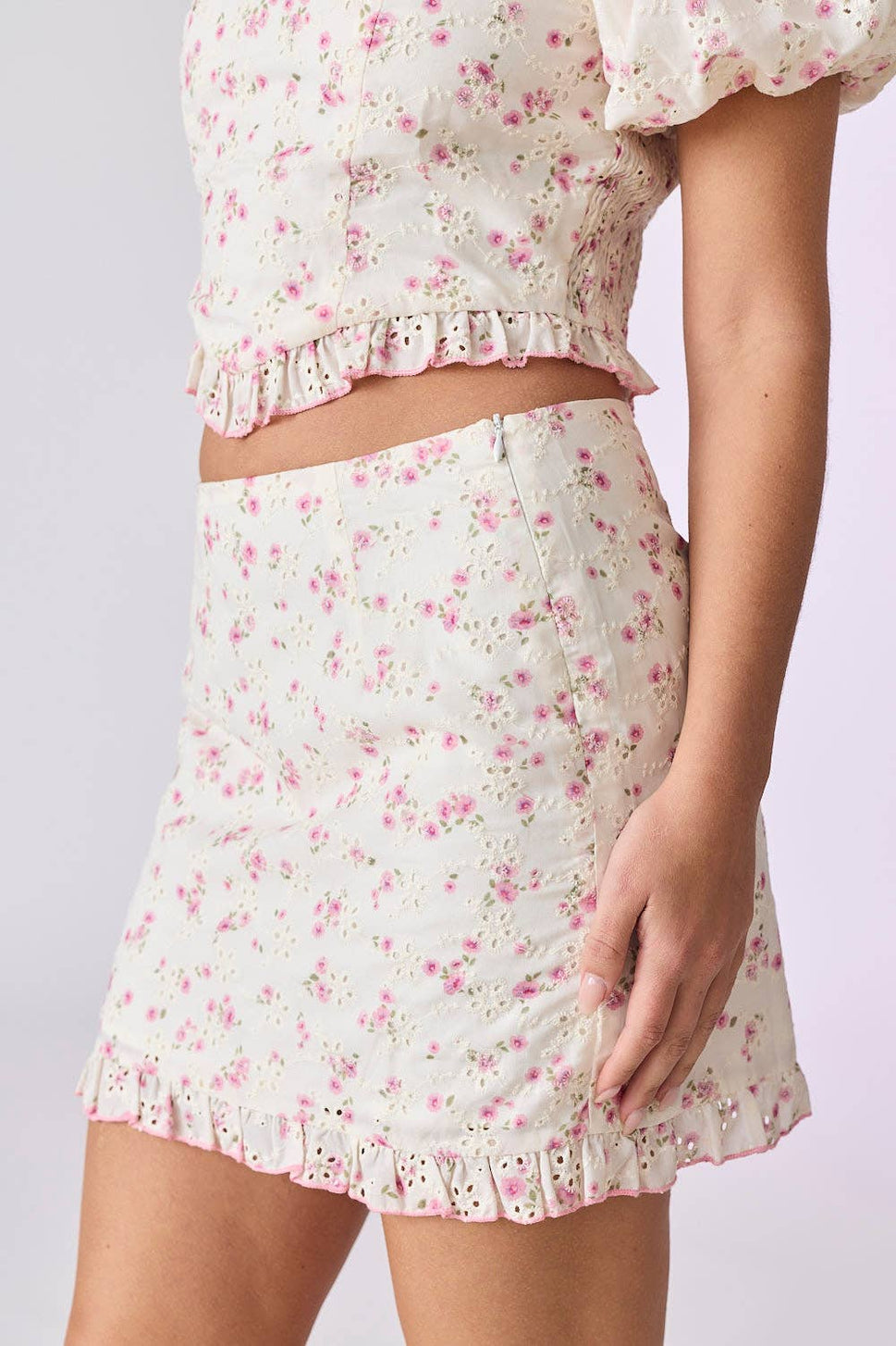 *Everly Printed Eyelet Set: Ivory/Pink
