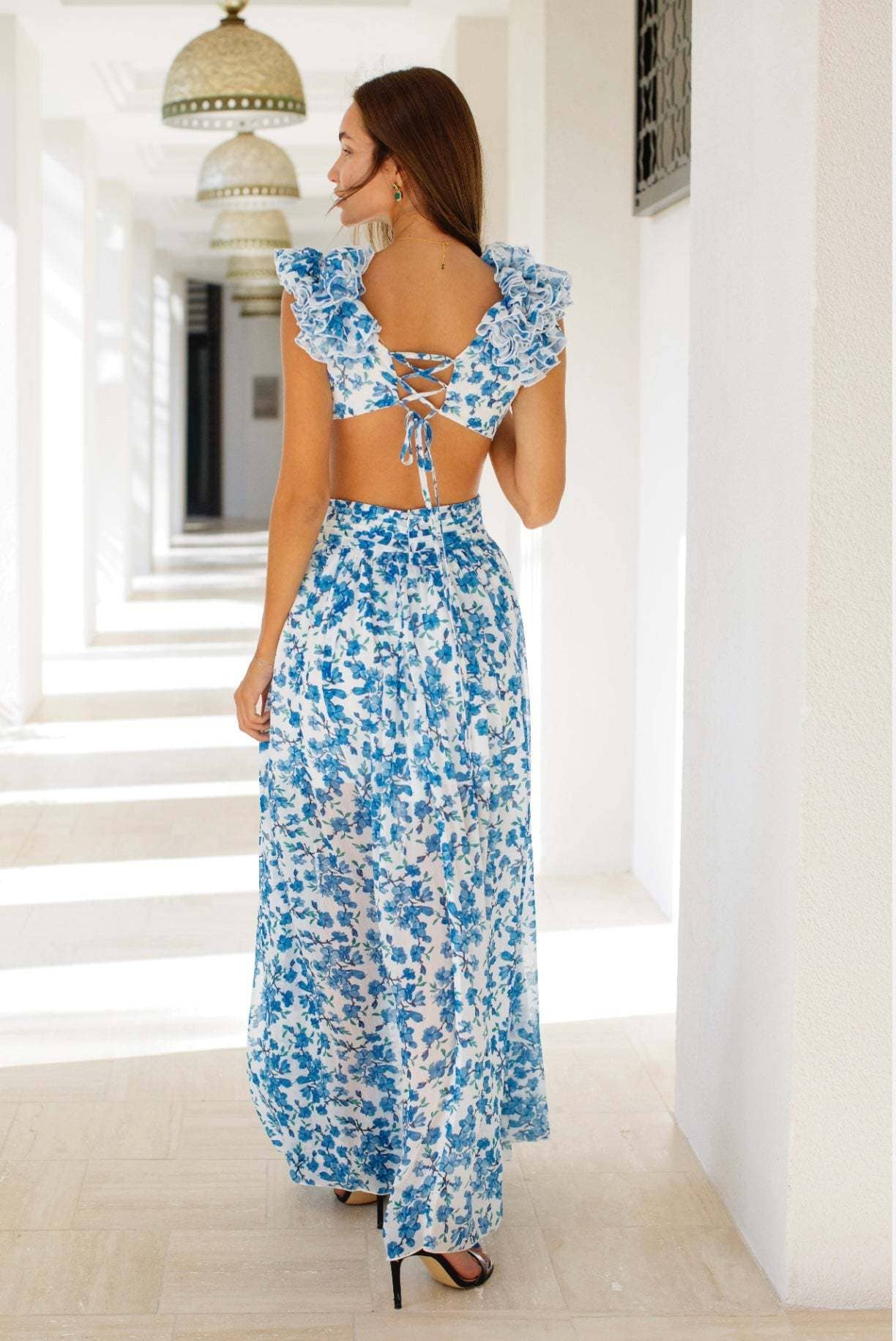 CUT OUT SLIM DEEP V RUFFLED FLORAL BACKLESS DRESS