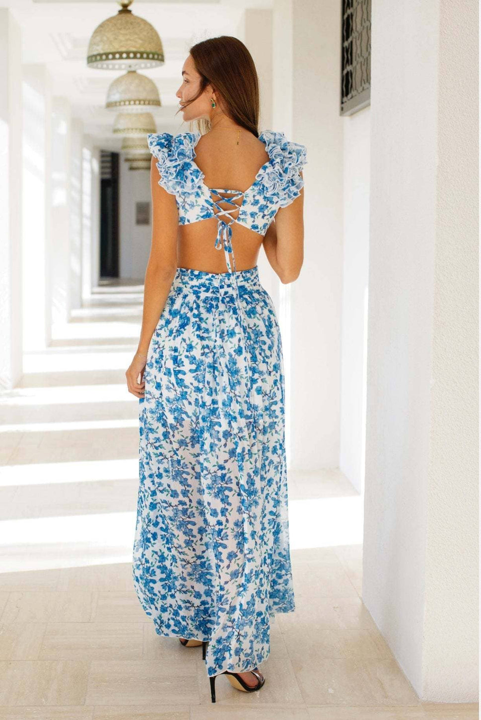 CUT OUT SLIM DEEP V RUFFLED FLORAL BACKLESS DRESS