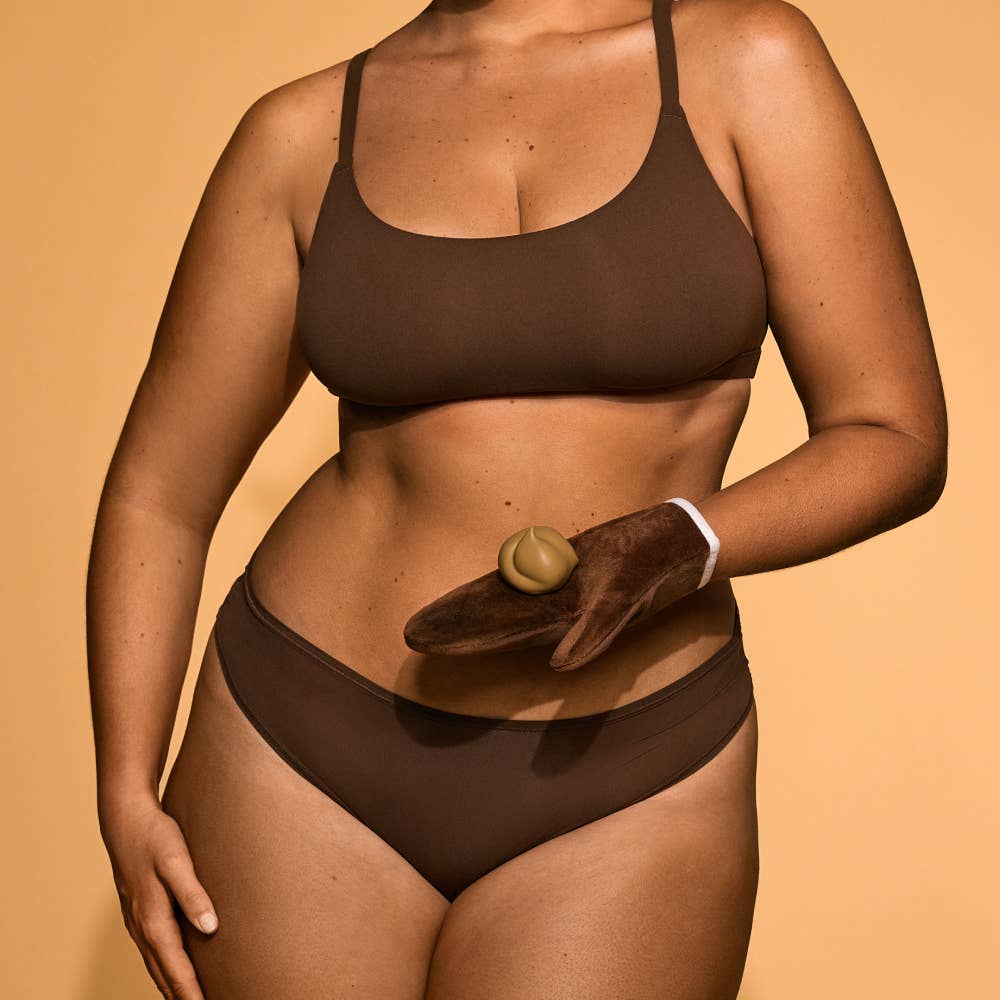 Pack of 12 - Dark Self-Tanning Mousse - Wholesale