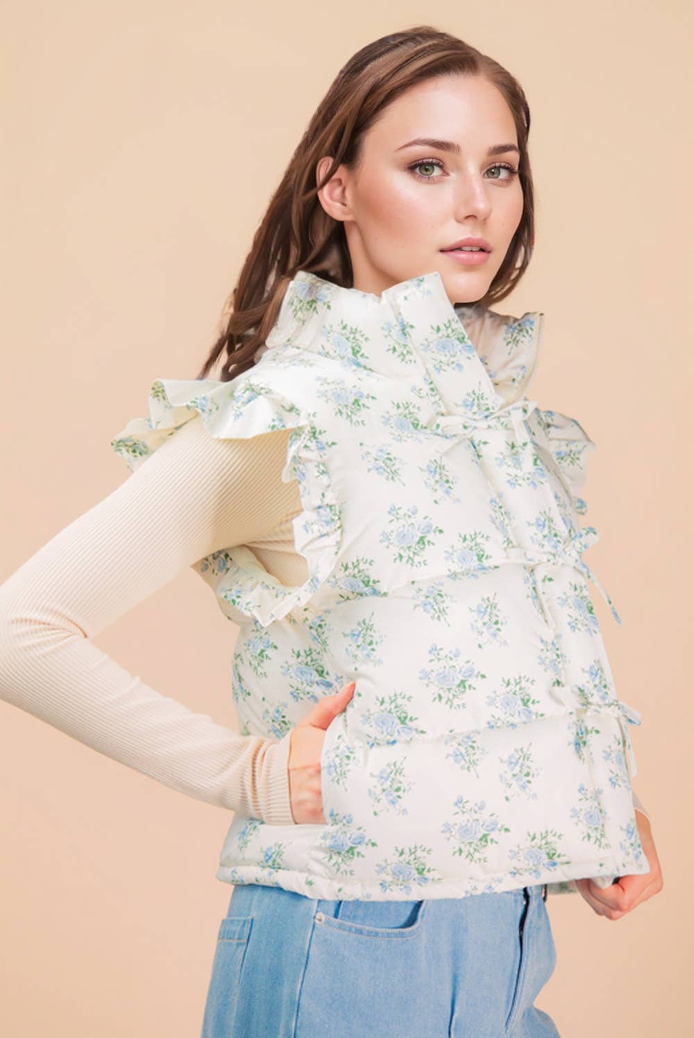 FRONT ROW RUFFLE SLEEVE PUFFER VEST