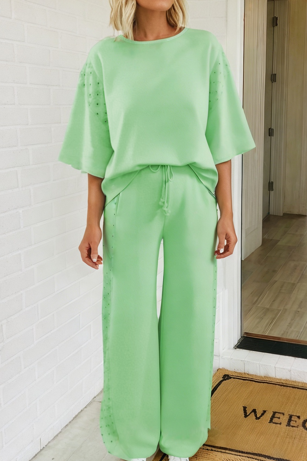 Solid Oversize Tee and Drawstring Pants Green