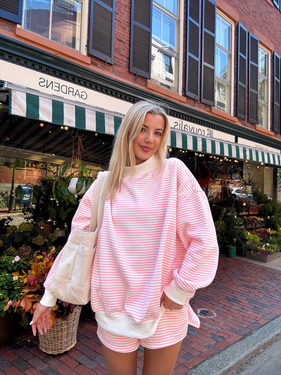 LIGHT PINK AND BIG STRIPED MOCKNECK SWEATSHIRT